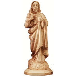 sacred heart jesus statue